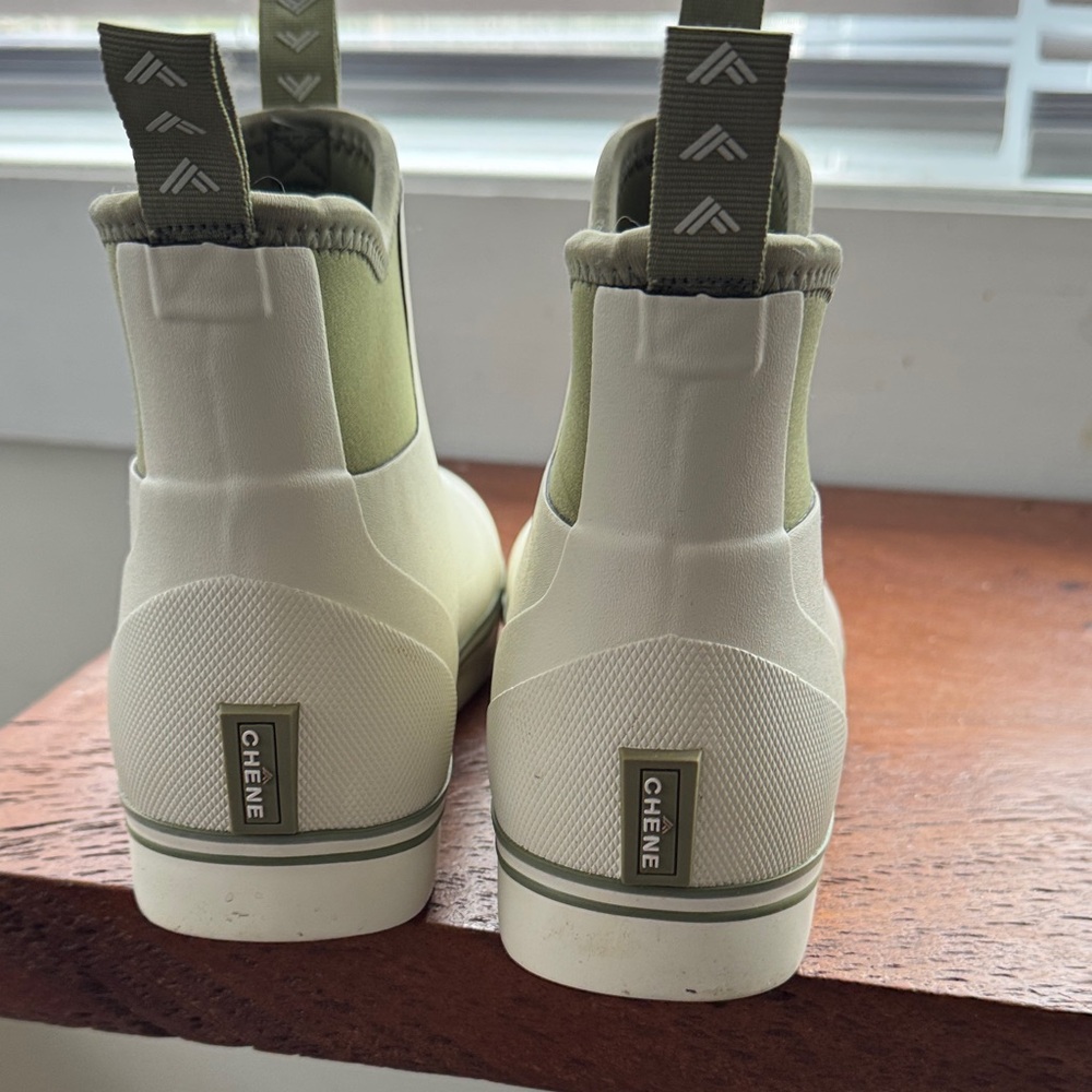 Chene White and Green High-Top Sneakers